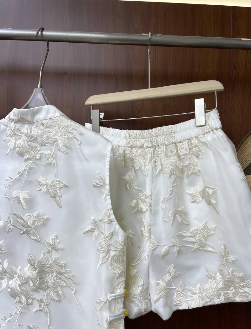 QuickDry Chanel Short Suits 110423