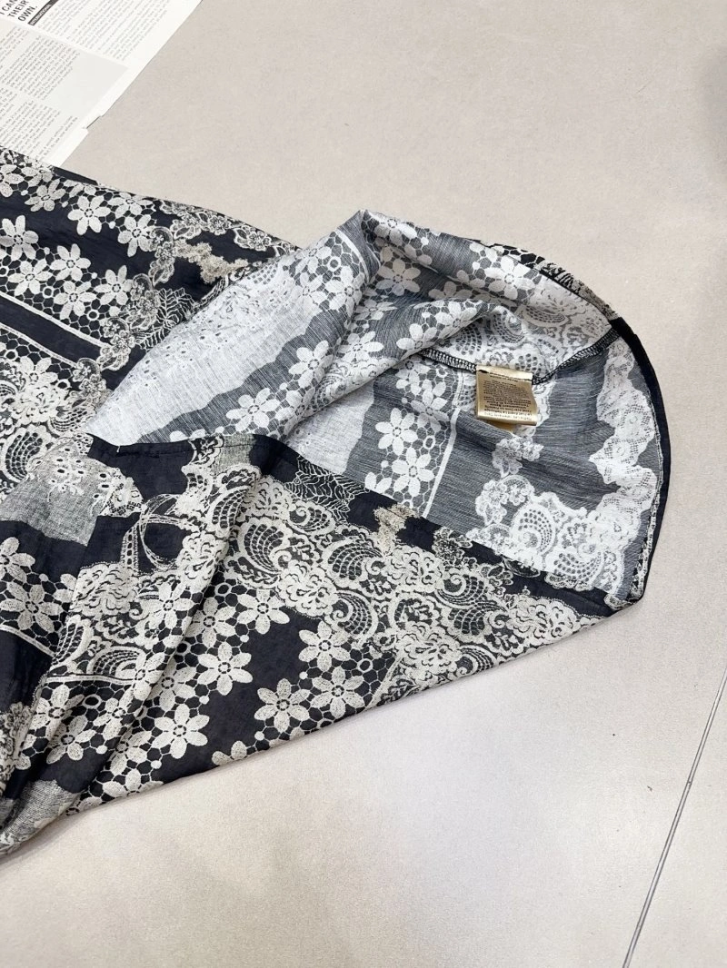 Chanel Short Suits EyeCatching 110428