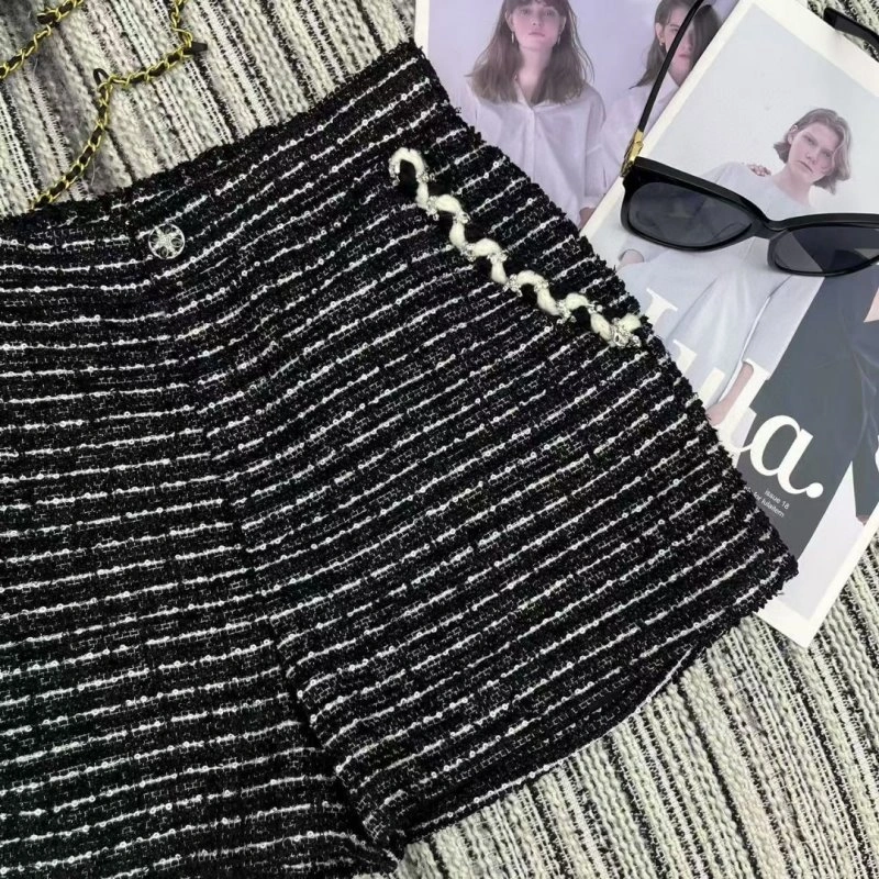 Vibrant Chanel Short Suits 110439