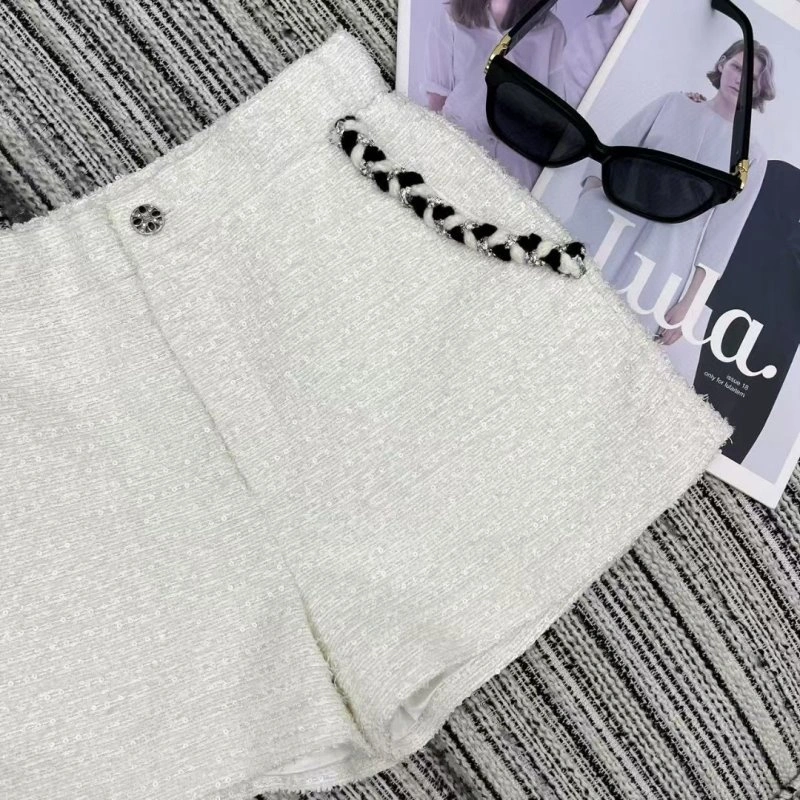Trendy Chanel Short Suits 110438