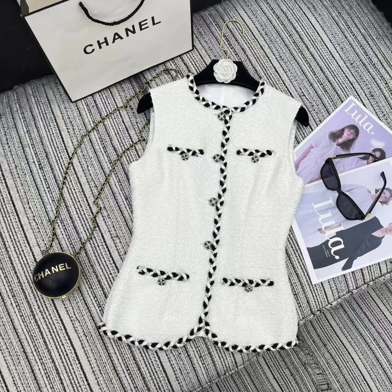 Trendy Chanel Short Suits 110438