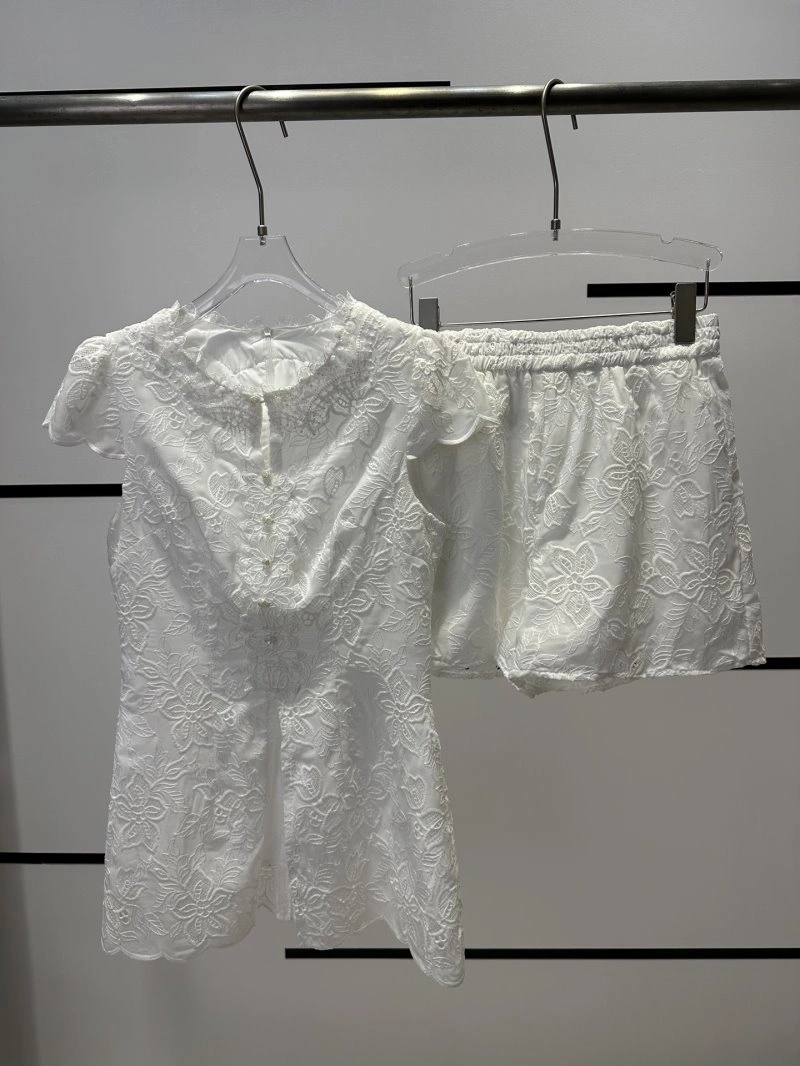 Tailored Chanel Short Suits 110436