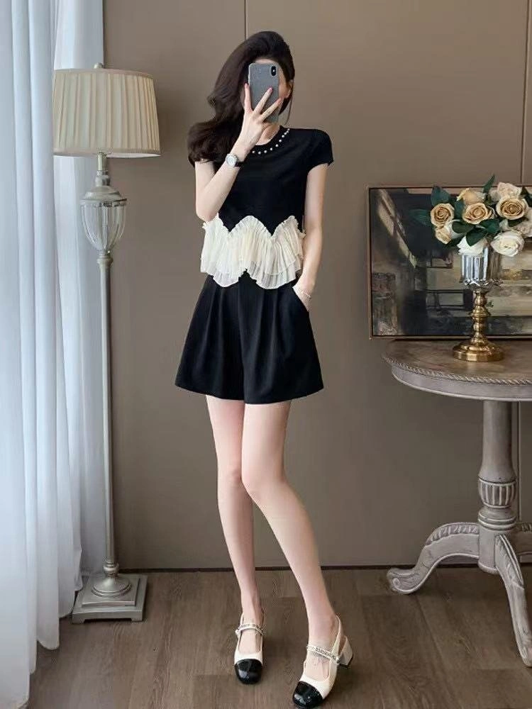 Chanel Short Suits Seasonal 110408