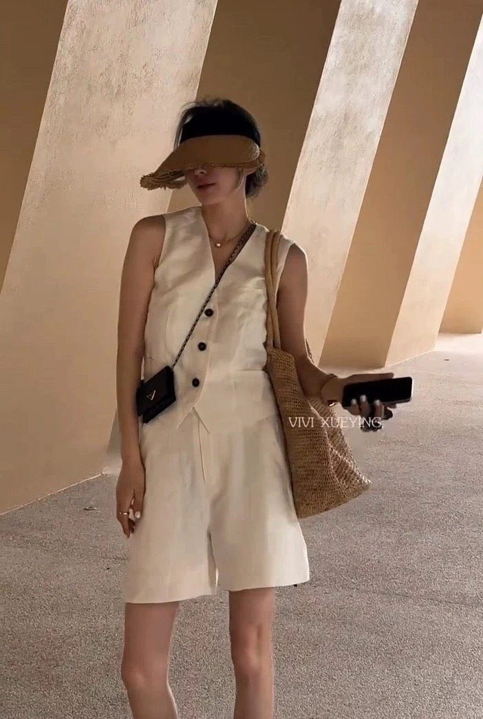 Chanel Short Suits Thermal 110405