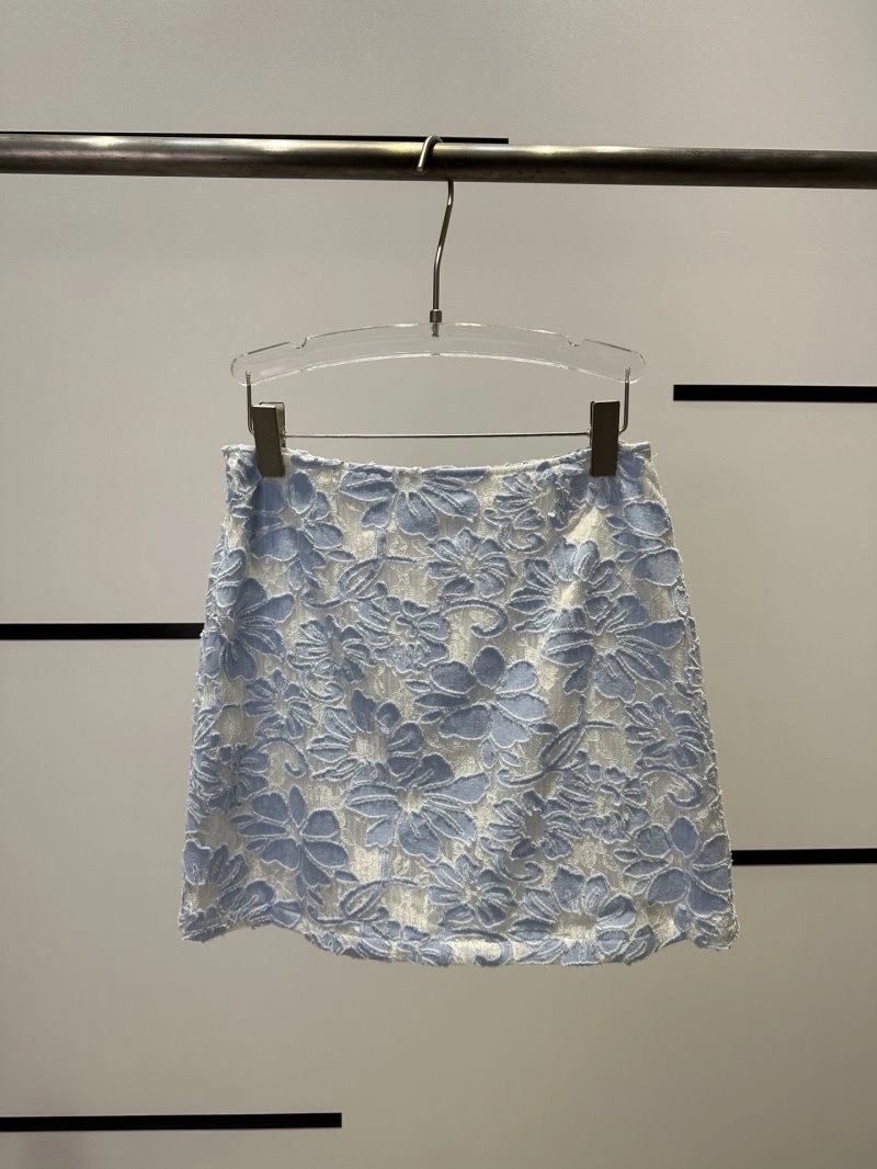 Chanel Short Suits Sustainable 110403
