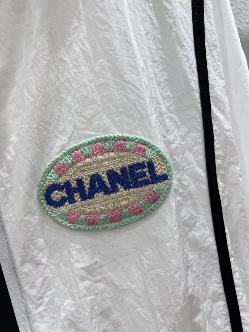 Chanel Short Suits Stretchable 110399