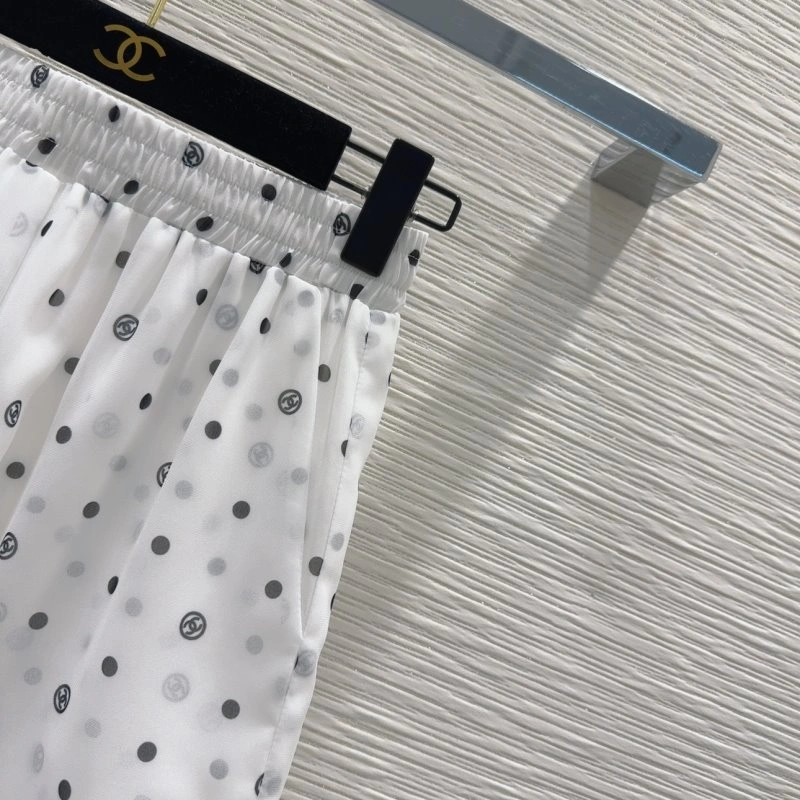 Popular Chanel Short Suits 110401