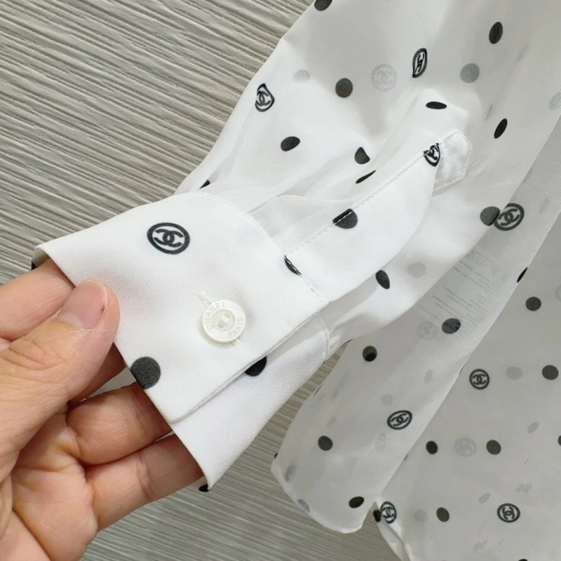 Popular Chanel Short Suits 110401