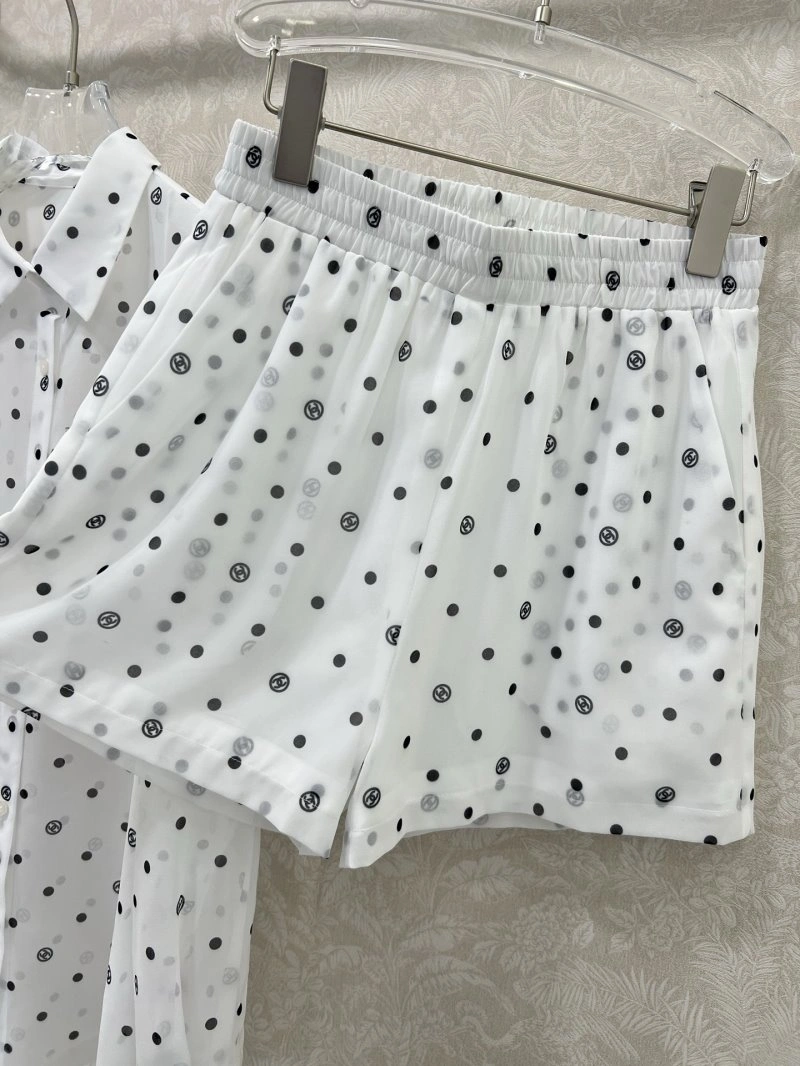 Chanel Short Suits GoodFit 110372