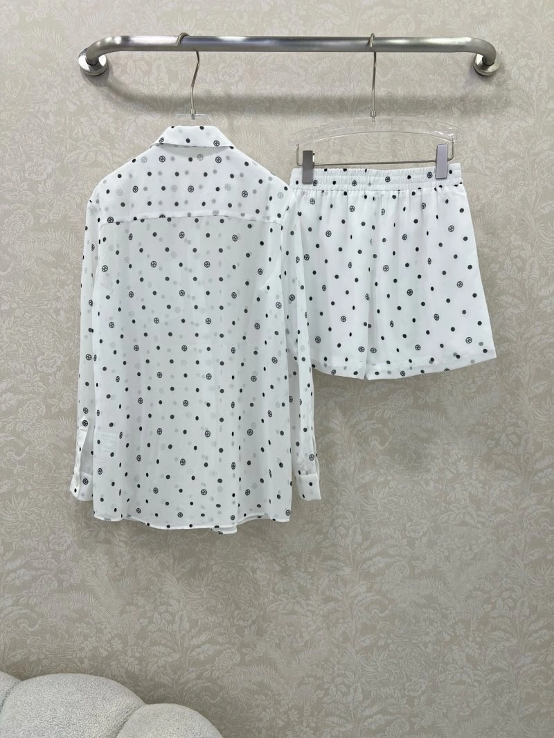 Chanel Short Suits GoodFit 110372