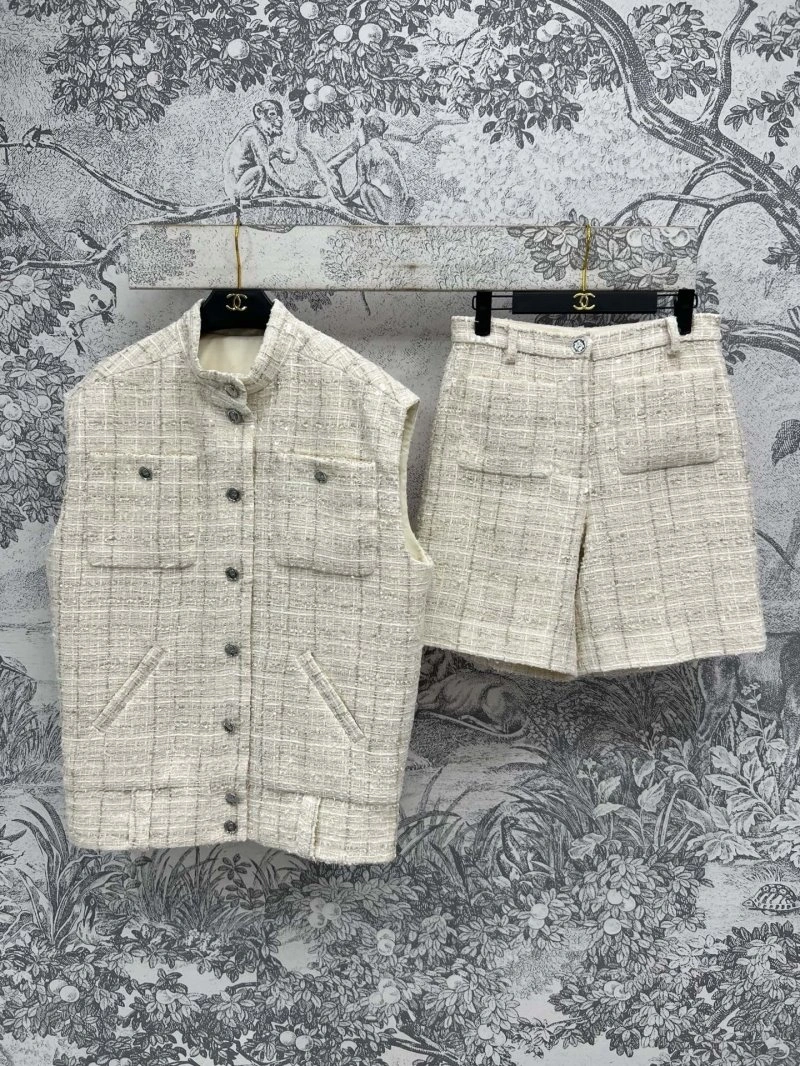 Chanel Short Suits WeatherProof 108078