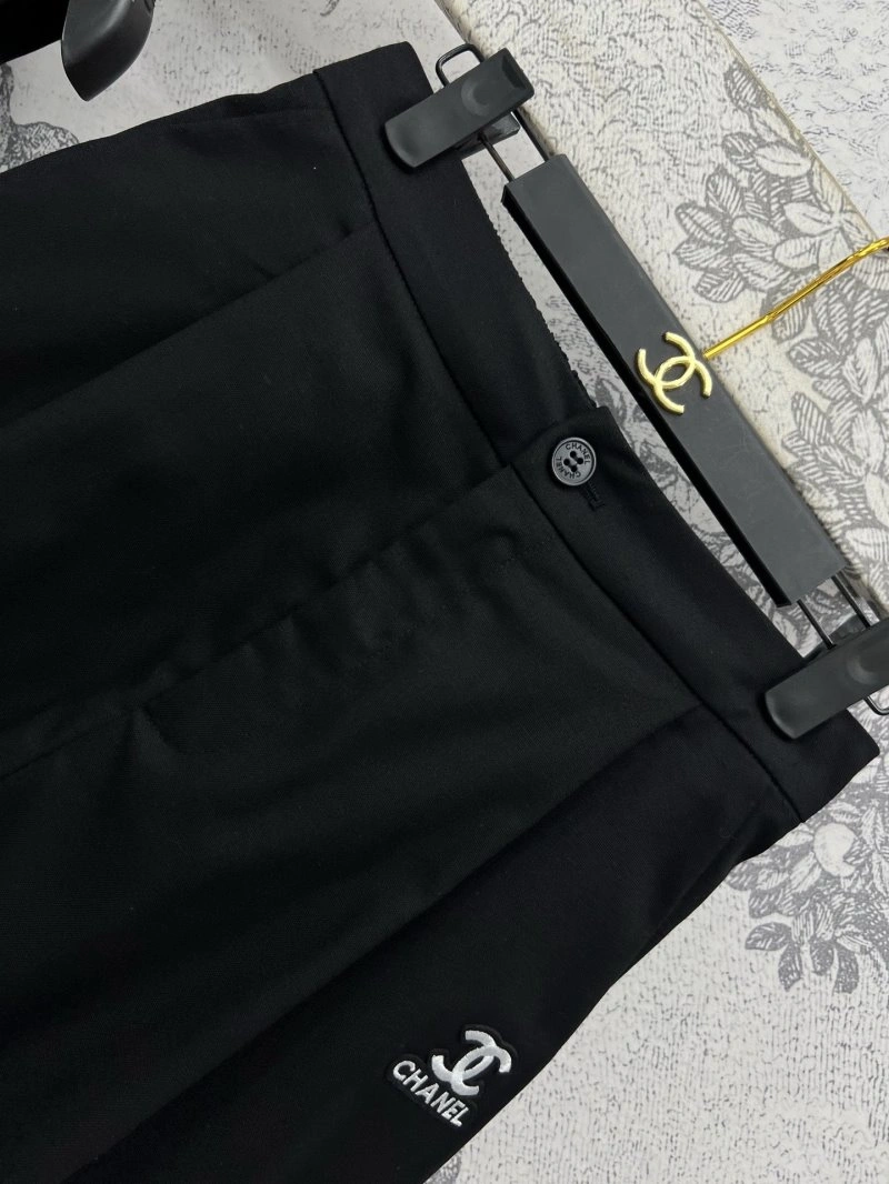 Chanel Short Suits SmoothTexture 108062