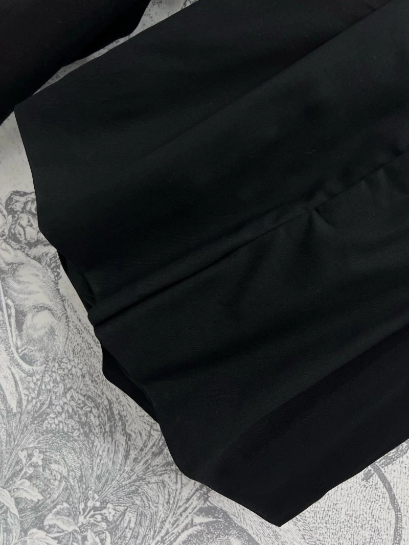 Chanel Short Suits SmoothTexture 108062