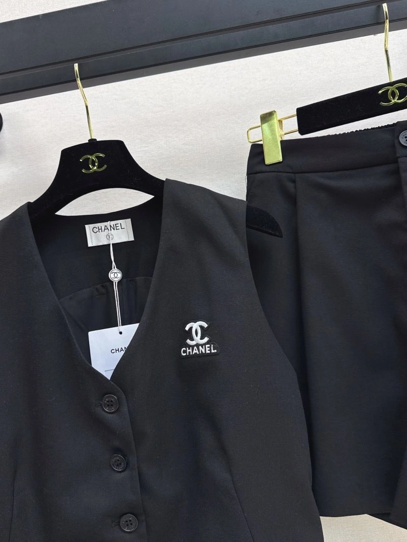 Chanel Short Suits EyeCatching 108063