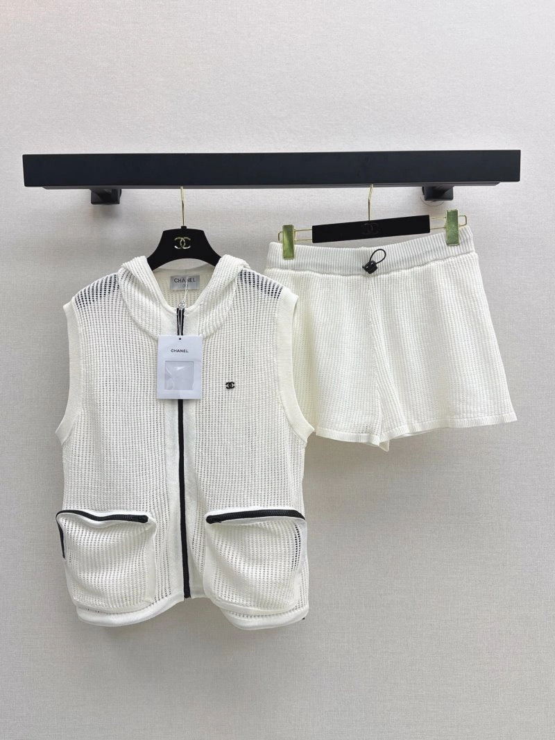 Reliable Chanel Short Suits 108060