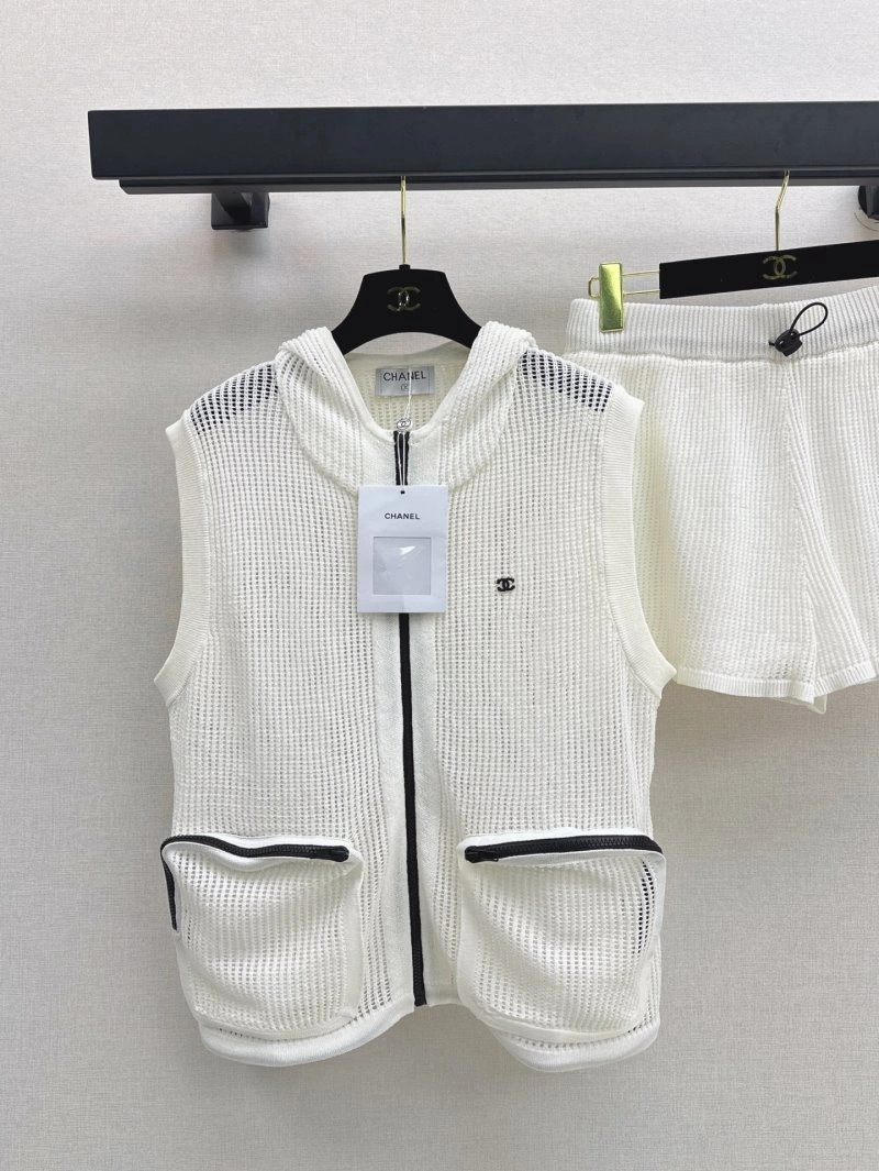 Reliable Chanel Short Suits 108060