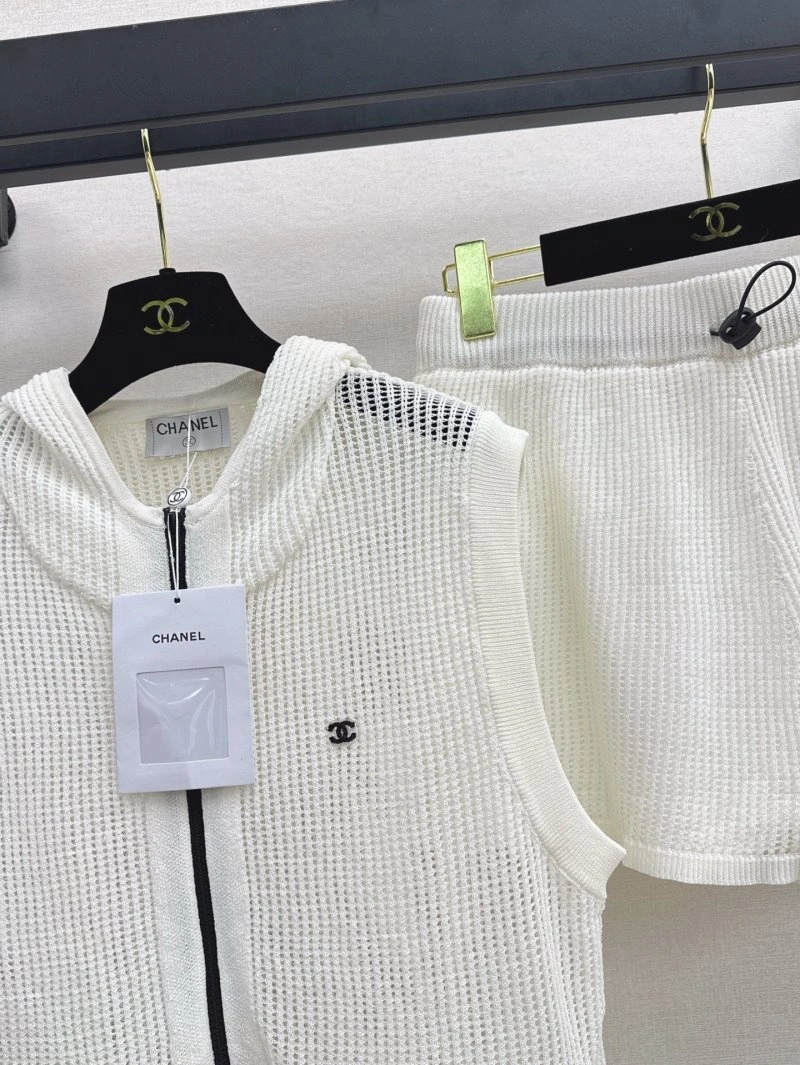 Reliable Chanel Short Suits 108060