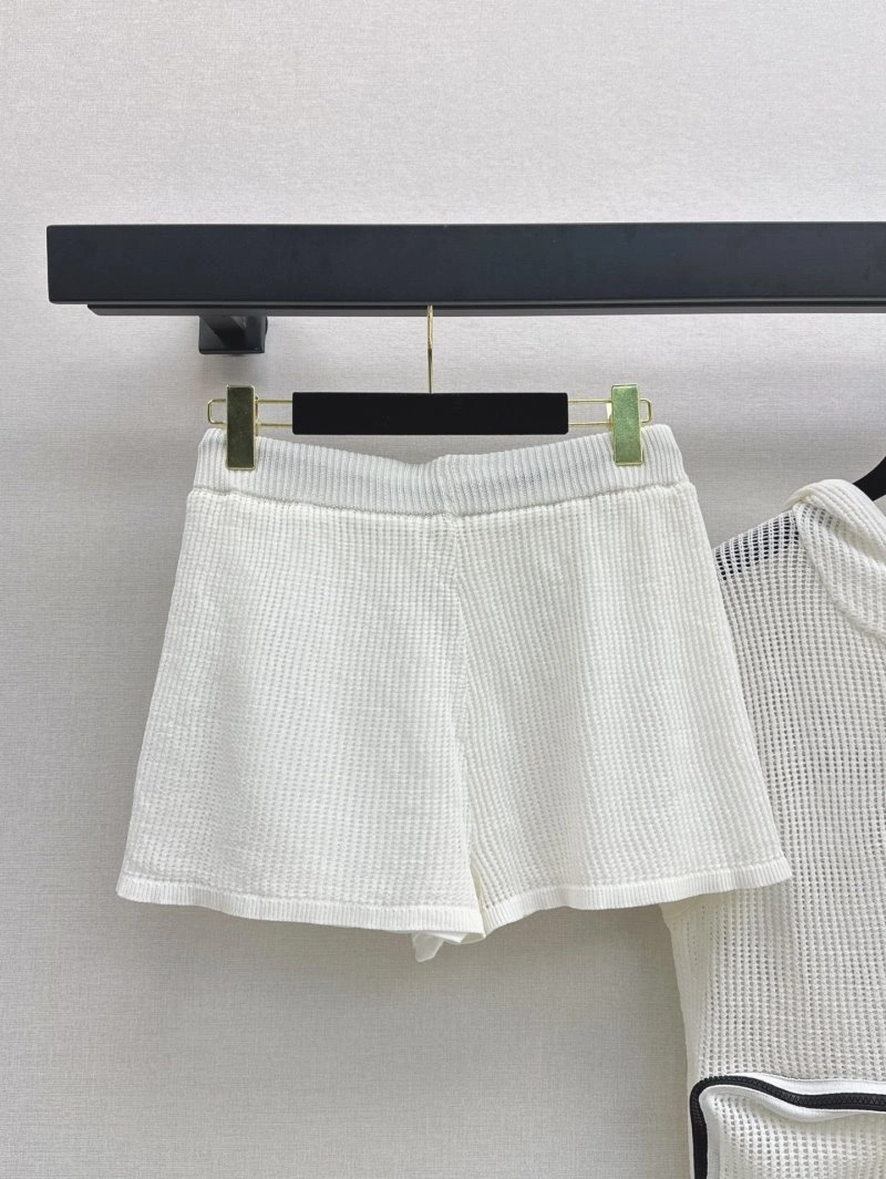 Reliable Chanel Short Suits 108060