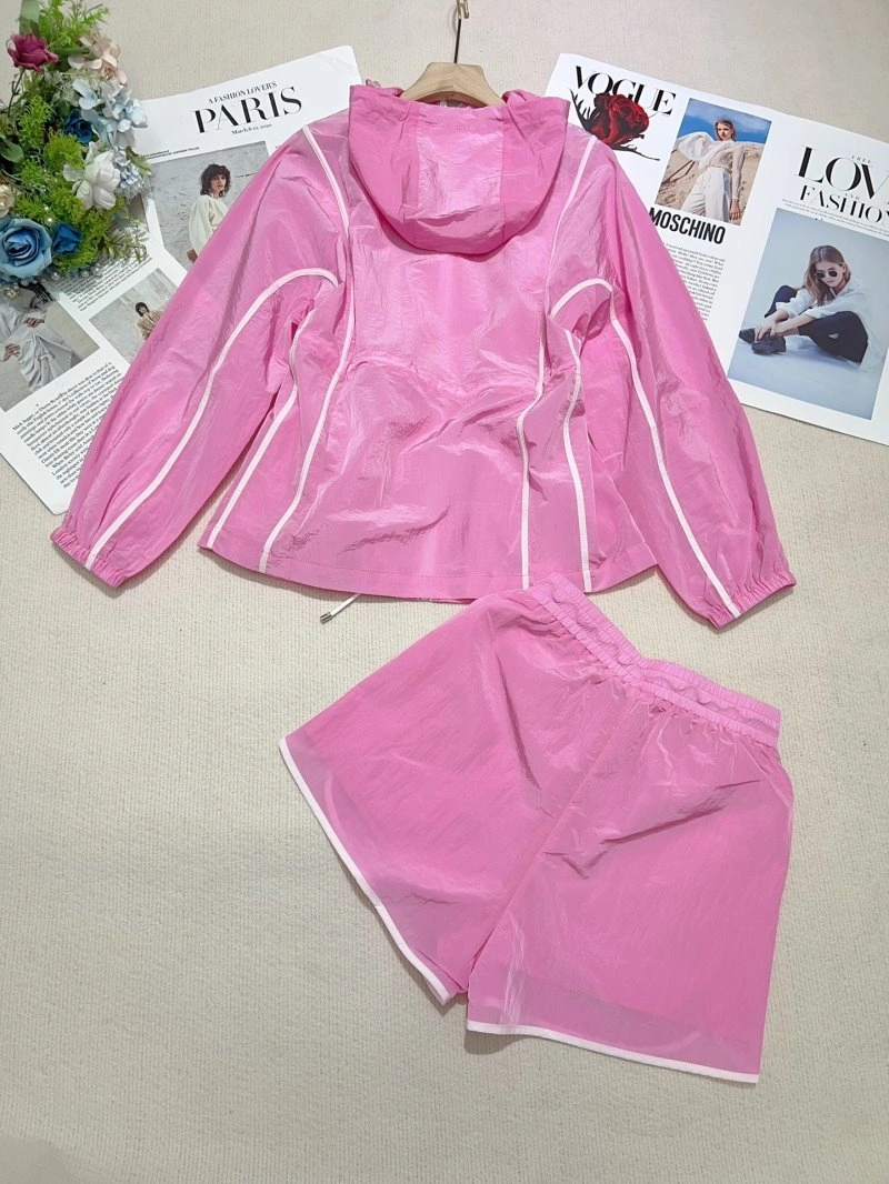 RelaxedFit Chanel Short Suits 109731