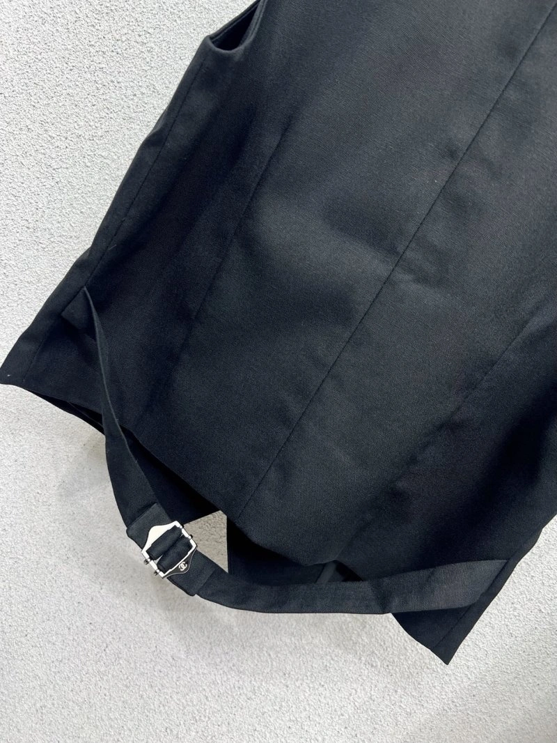 Functional Chanel Short Suits 109729