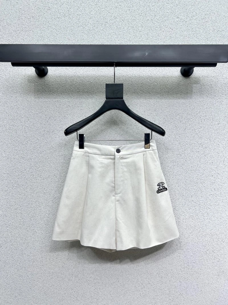 Chanel Short Suits RelaxedFit 109728