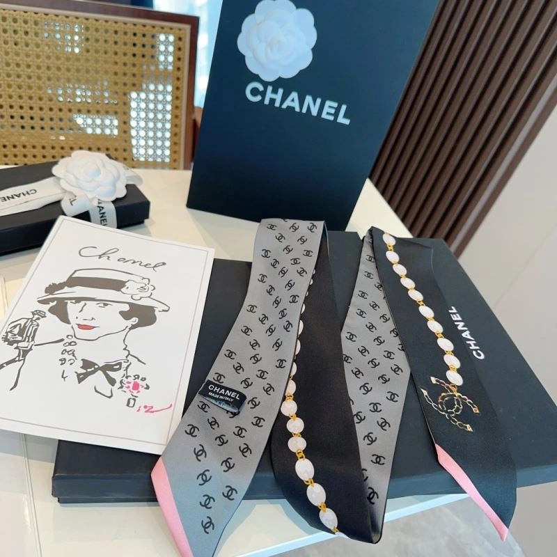 Chanel Silk Unique 272481