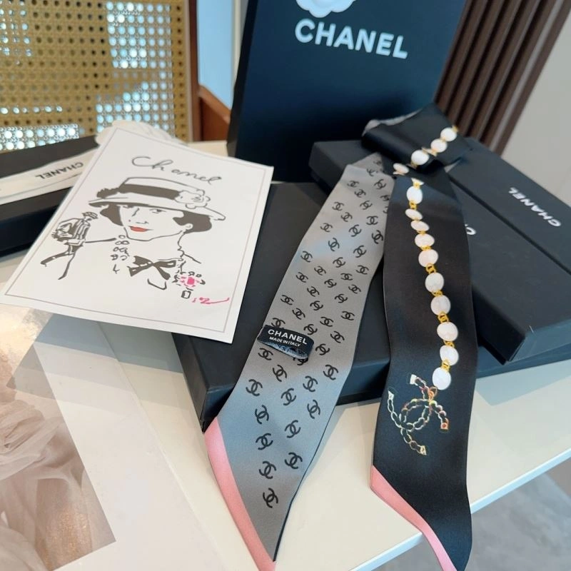 Chanel Silk Unique 272481