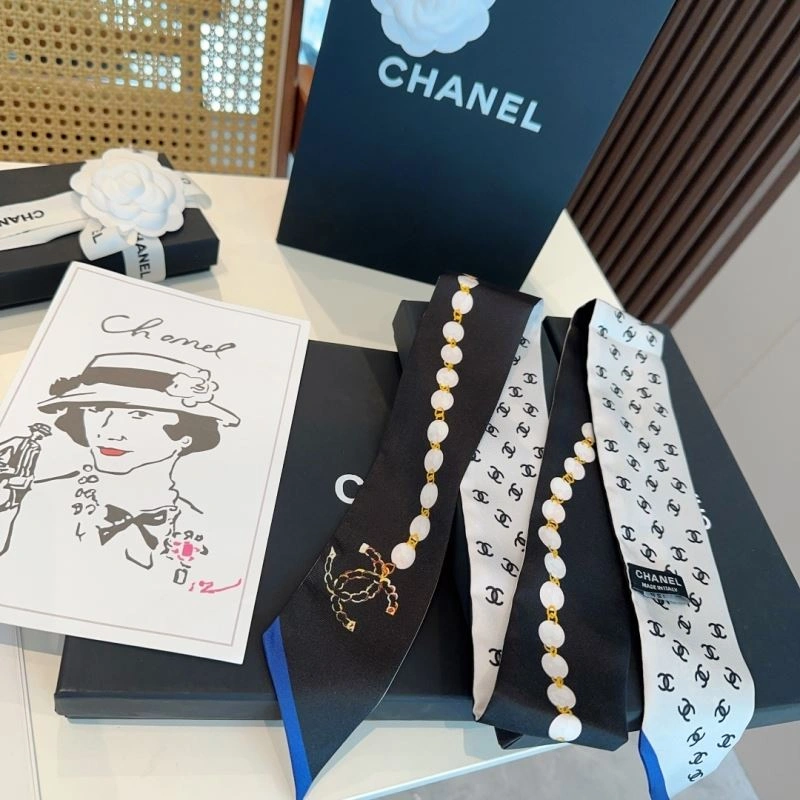 Chanel Silk ZipUp 272457