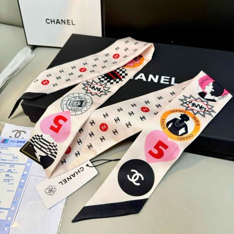 UrbanChic Chanel Silk 272475