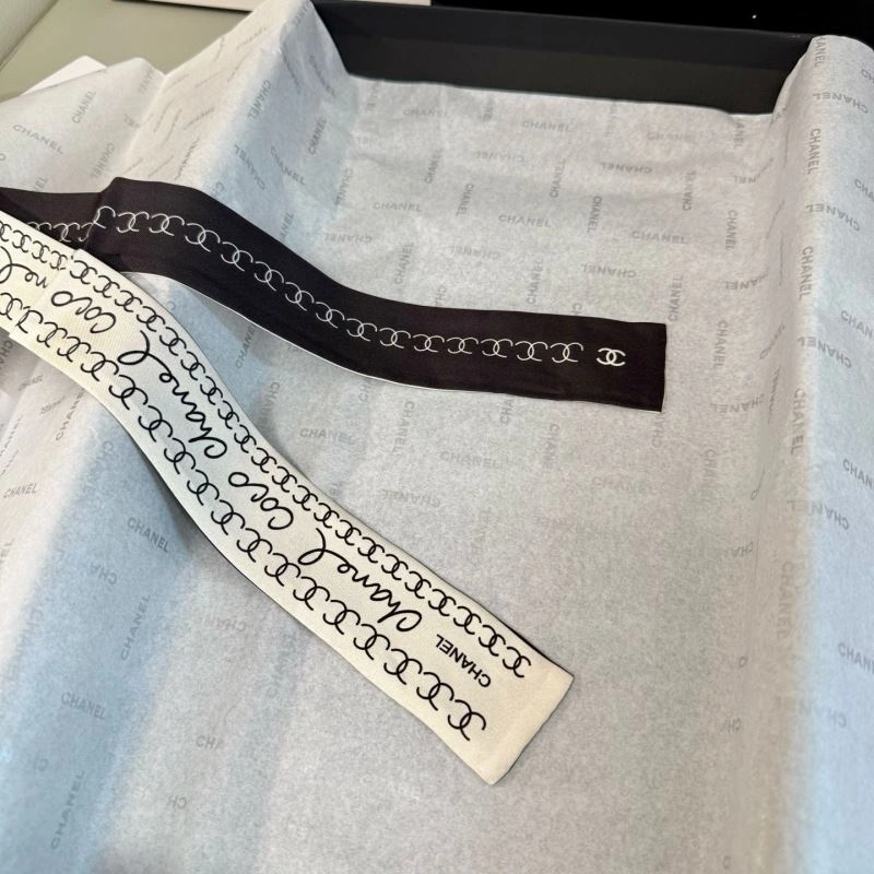 Chanel Silk Sophisticated 272438