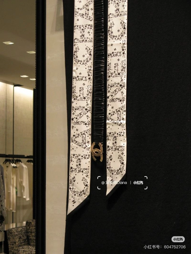 Chanel Silk QuickDry 272444