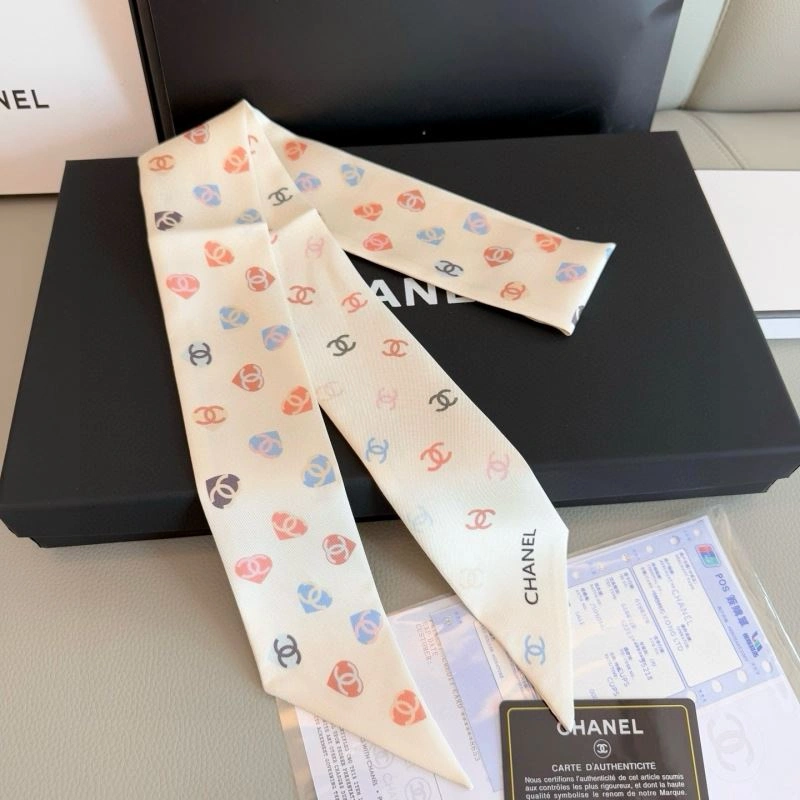 Chanel Silk Unisex 272434