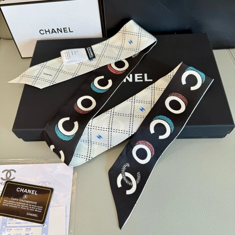Trendsetting Chanel Silk 272423