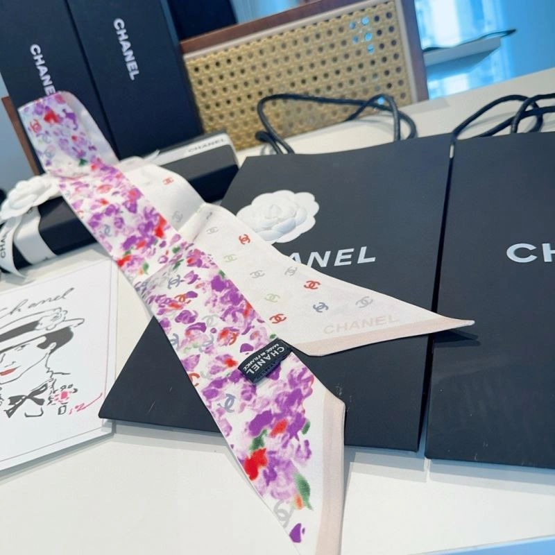 Chic Chanel Silk 272418