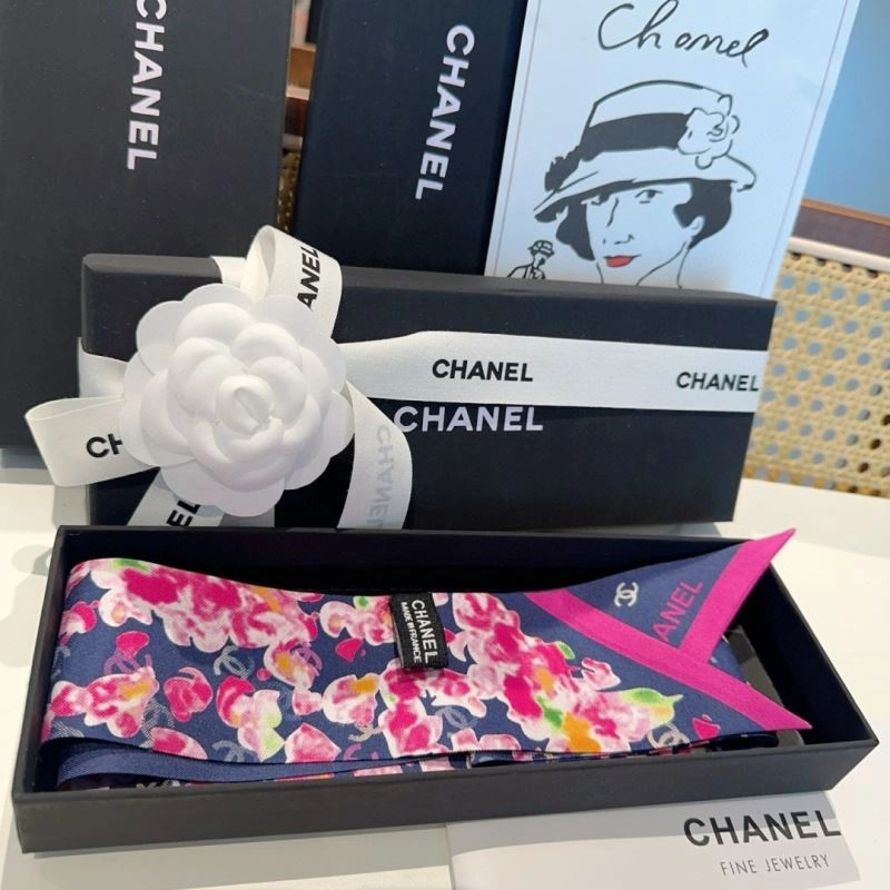 Sporty Chanel Silk 272416