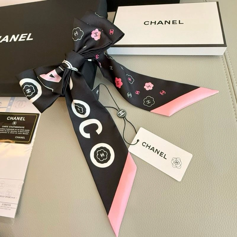 UrbanChic Chanel Silk 272412