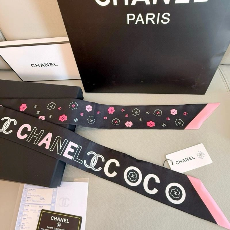 UrbanChic Chanel Silk 272412