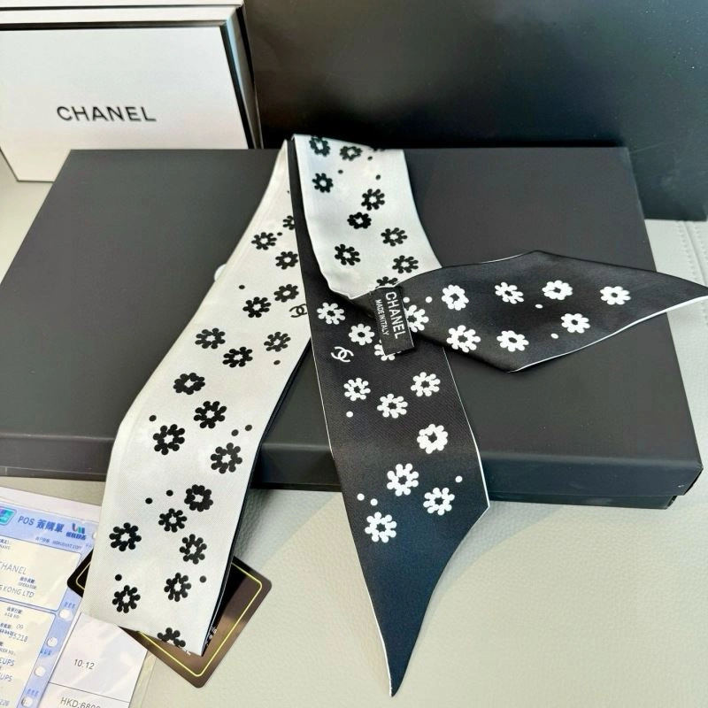 FreshLook Chanel Silk 272386