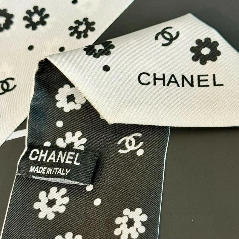 FreshLook Chanel Silk 272386