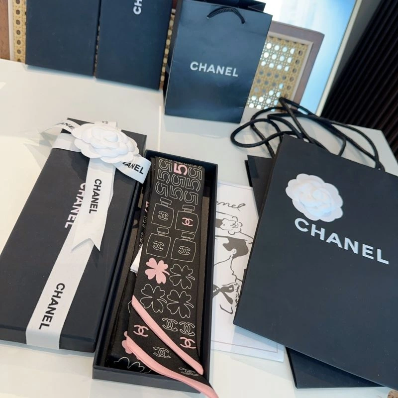 Popular Chanel Silk 272403