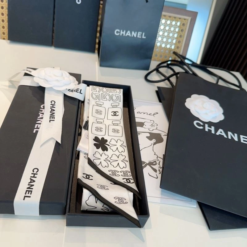 Chanel Silk FashionForward 272404