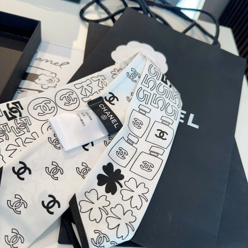 Chanel Silk FashionForward 272404