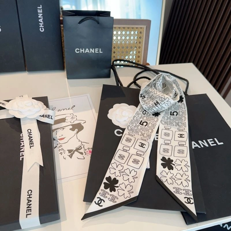 Chanel Silk FashionForward 272404