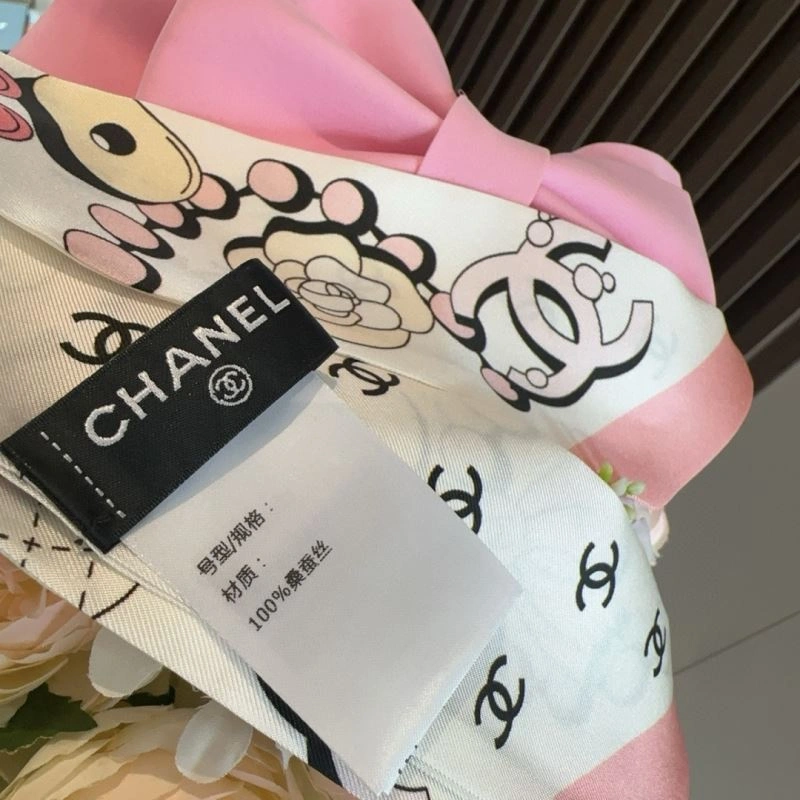 Chanel Silk Unique 272401