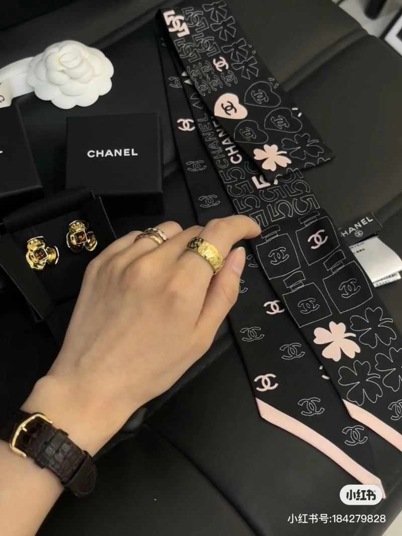 Popular Chanel Silk 273059