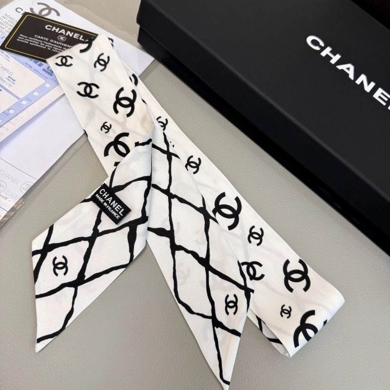 Chanel Silk Unique 273044