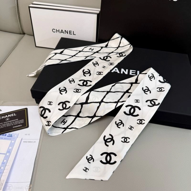 Chanel Silk Unique 273044