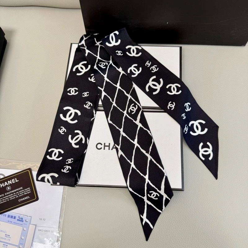 Elegant Chanel Silk 273053