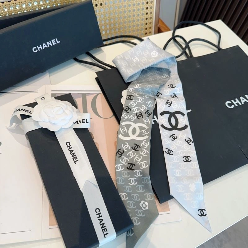 Chanel Silk Colorful 273049