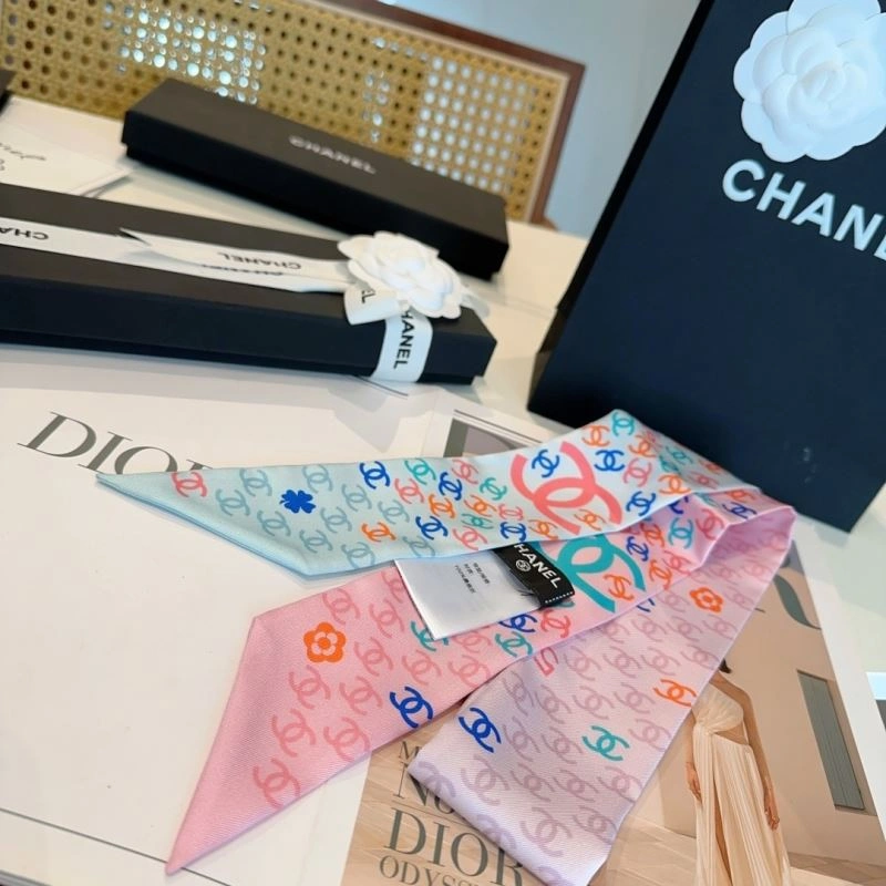 Chanel Silk Cozy 273036